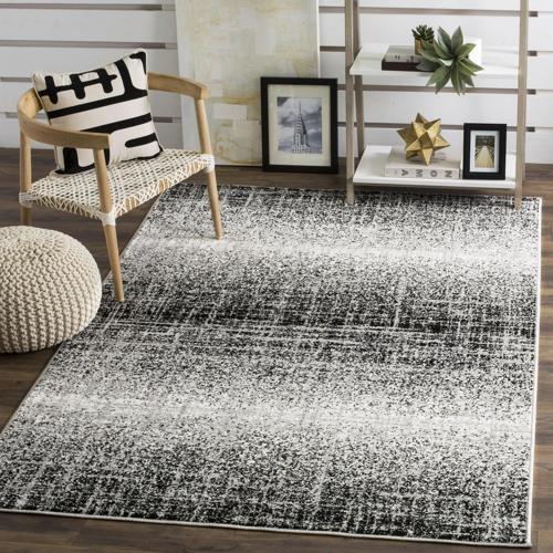 Adirondack Ivory/Black Medium Rectangle Rug-Color:Silver/Black,Shape:Small Rectangle,Size:3'*5'